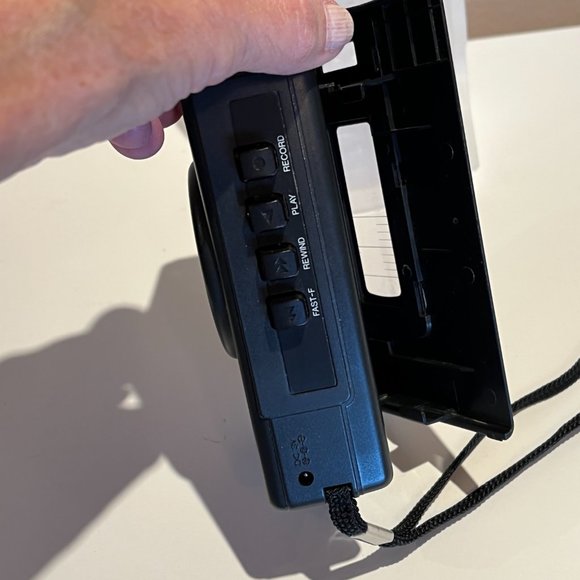 io Shack cassette recorder/player CTR-22 - Picture 9 of 14